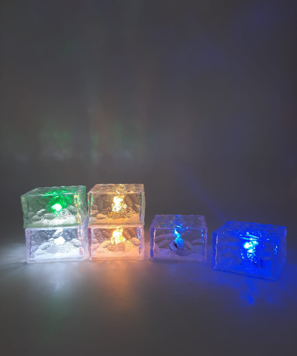 مكعبات إضاءة LED ديكورية