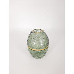 جرة بلاستيك أنيقة مزخرفة