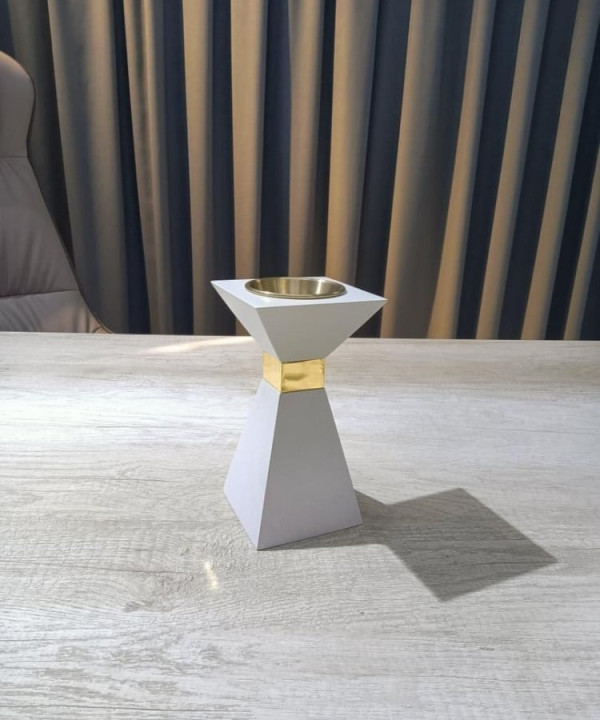 مبخرة على شكل مثلث