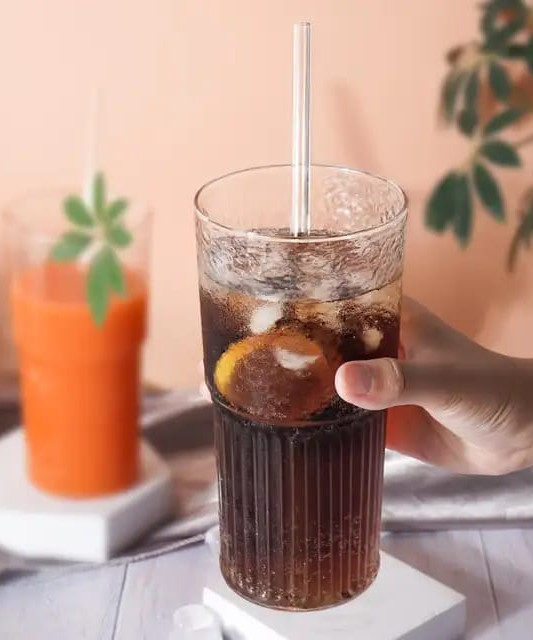 زجاج شفاف جديد