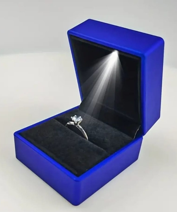 LED ضوء علبه خاتم